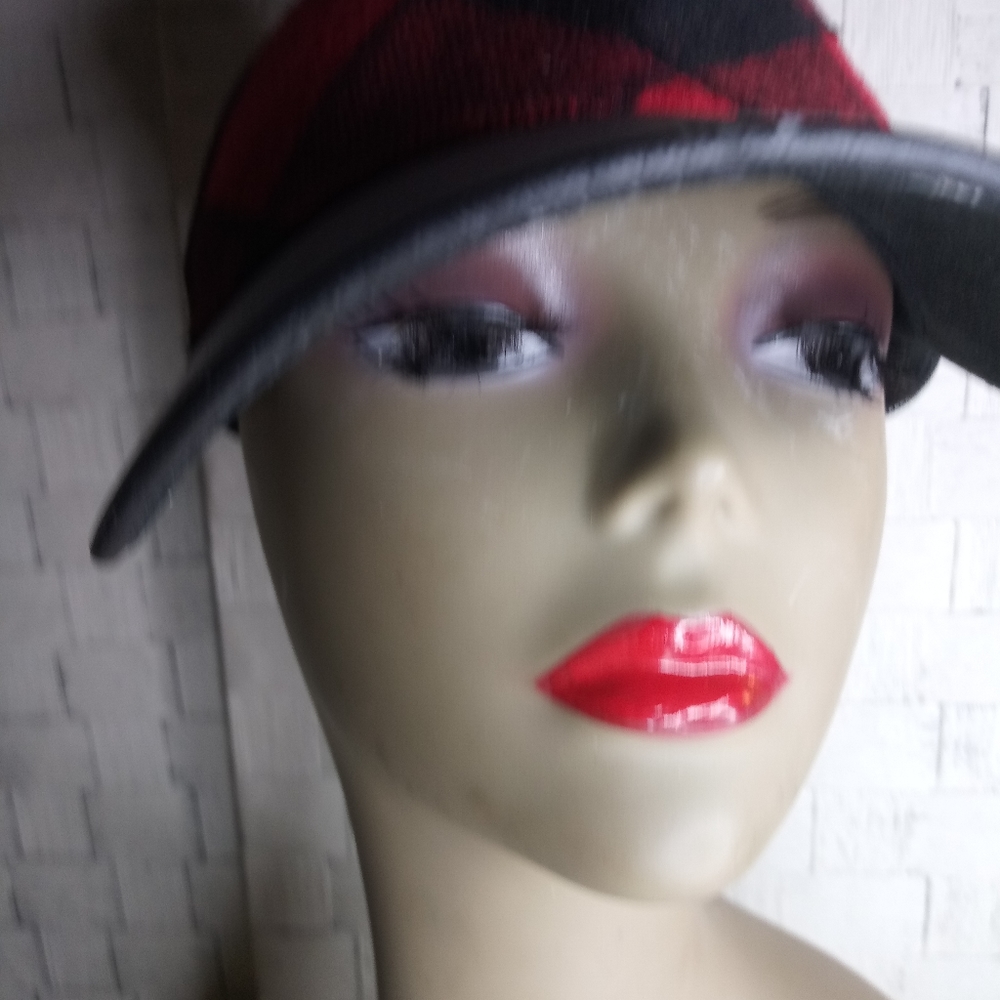 Hat - Picture 2 of 8